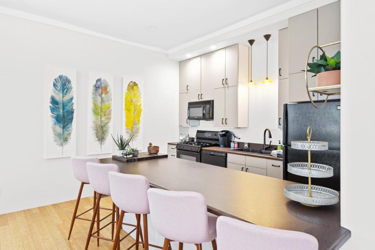115 N Main Huge 2 Bedroom Unit On Main Street Saint Charles Kültér fotó